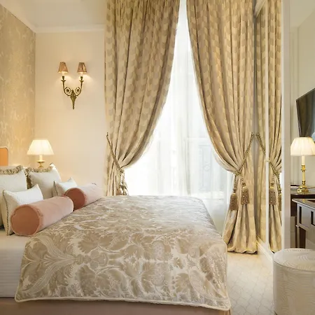 Relais Christine 5*