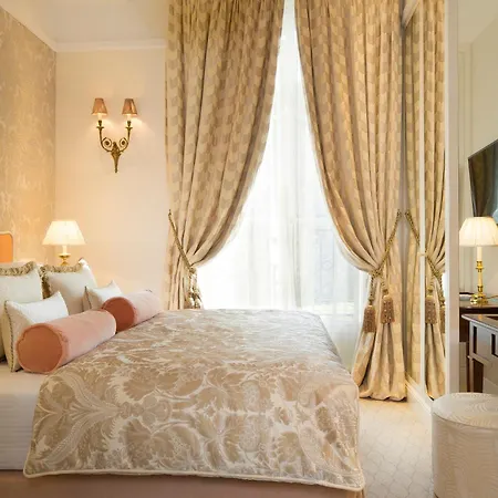 Relais Christine 5*