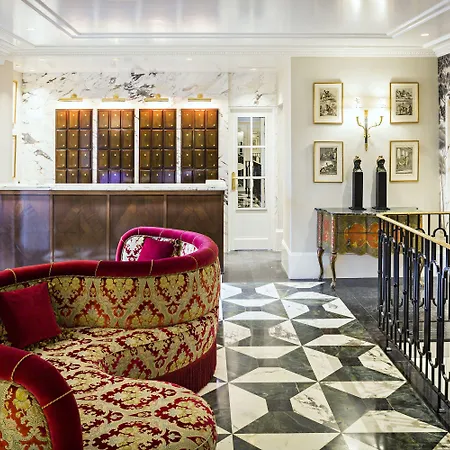 Relais Christine Ξενοδοχείο 5*