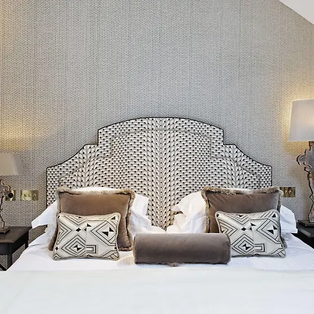 Hotell Relais Christine 5*