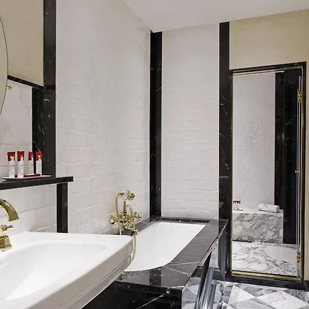 Relais Christine Отель