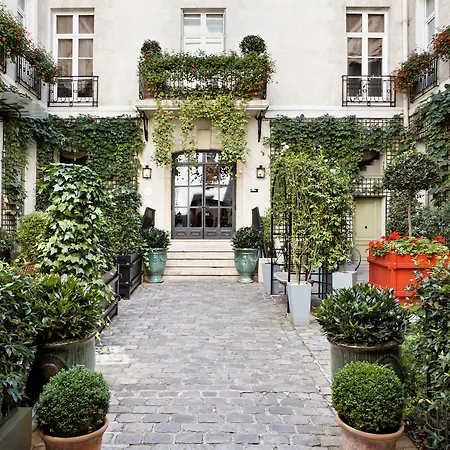 Szálloda Relais Christine 5*
