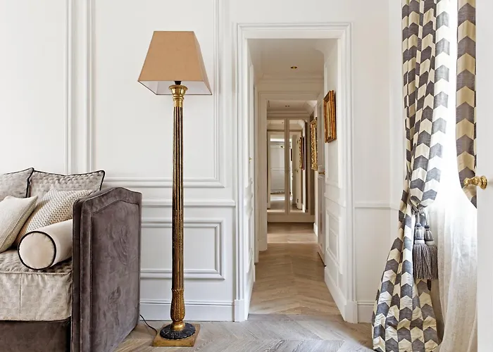 מלון Relais Christine 5*