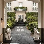 Hotel Relais Christine Paris