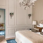 Hotel Relais Christine Paris